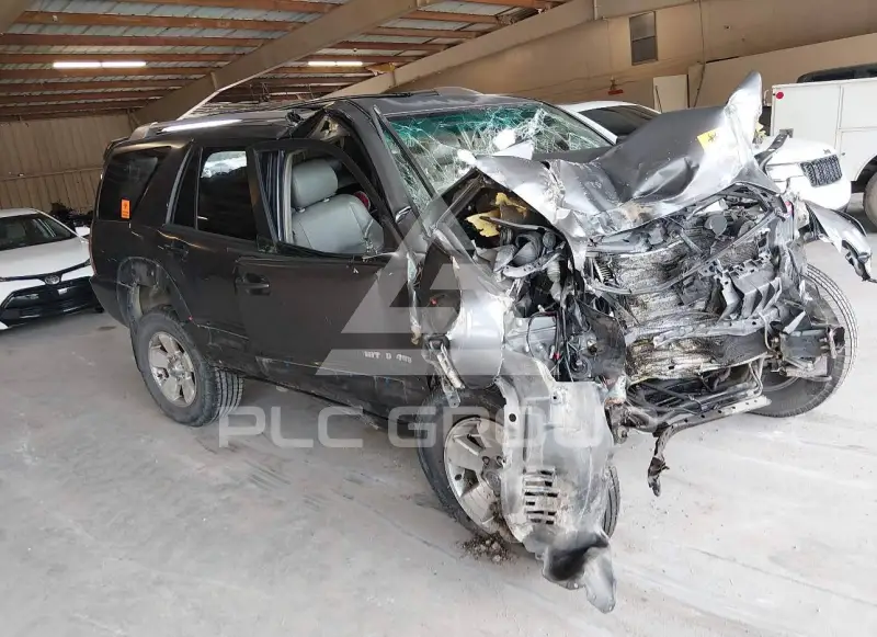2003 Toyota 4 RUNNER фото
