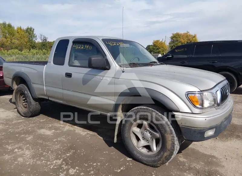 2003 Toyota TACOMA photo