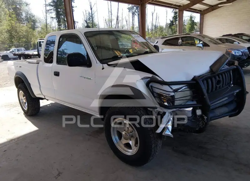 2003 Toyota TACOMA photo