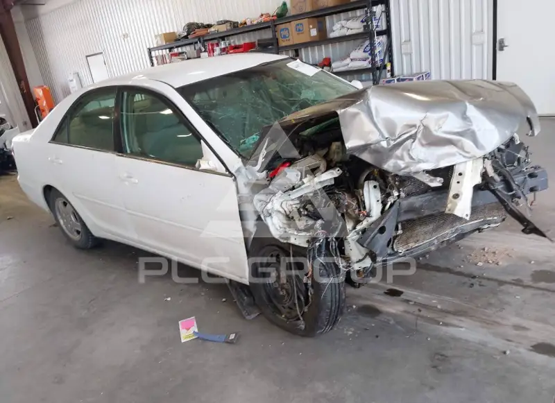 2003 Toyota CAMRY фото