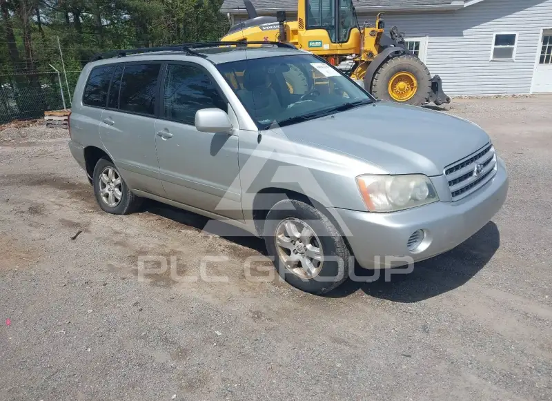 2003 Toyota Highlander photo