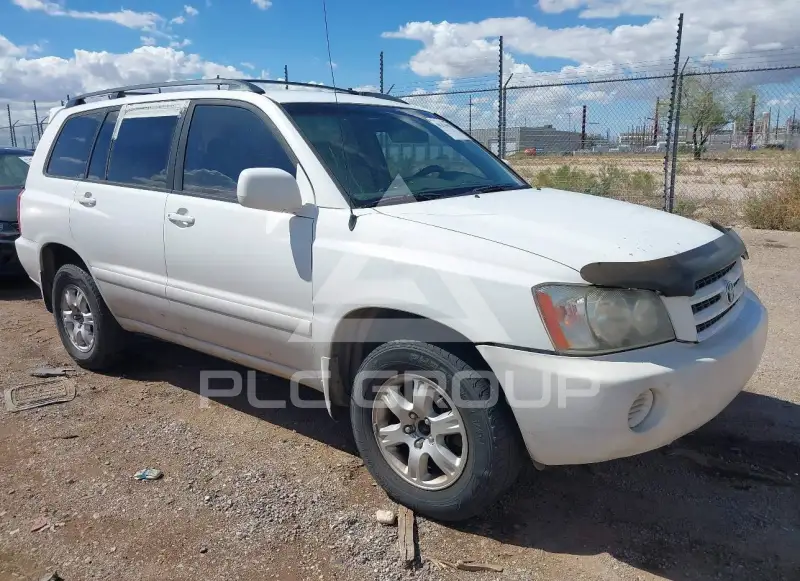 2003 Toyota Highlander photo