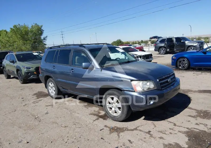 2003 Toyota Highlander photo