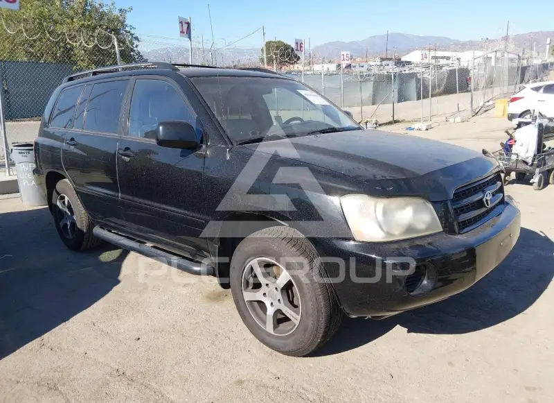 2003 Toyota Highlander photo