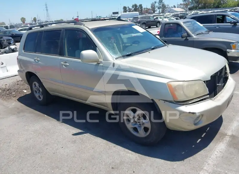 2003 Toyota Highlander photo