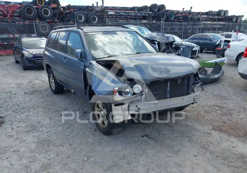 2003 Toyota Highlander photo