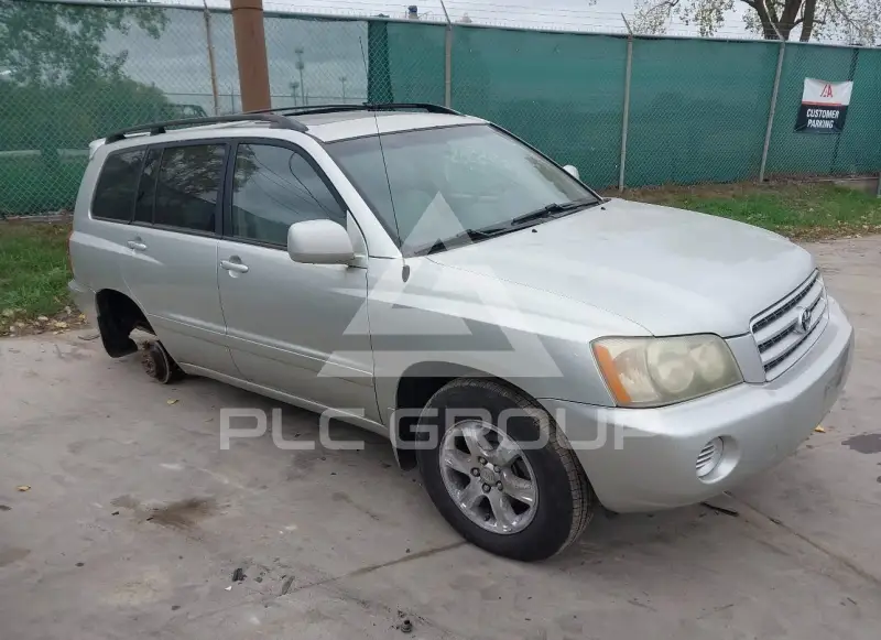 2003 Toyota Highlander photo