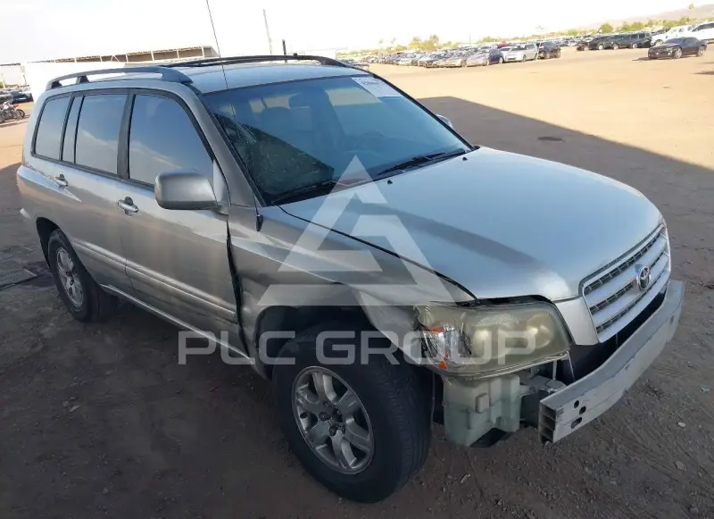 2003 Toyota Highlander photo