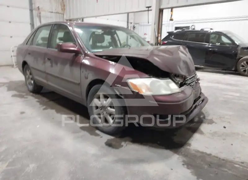 2003 Toyota AVALON фото