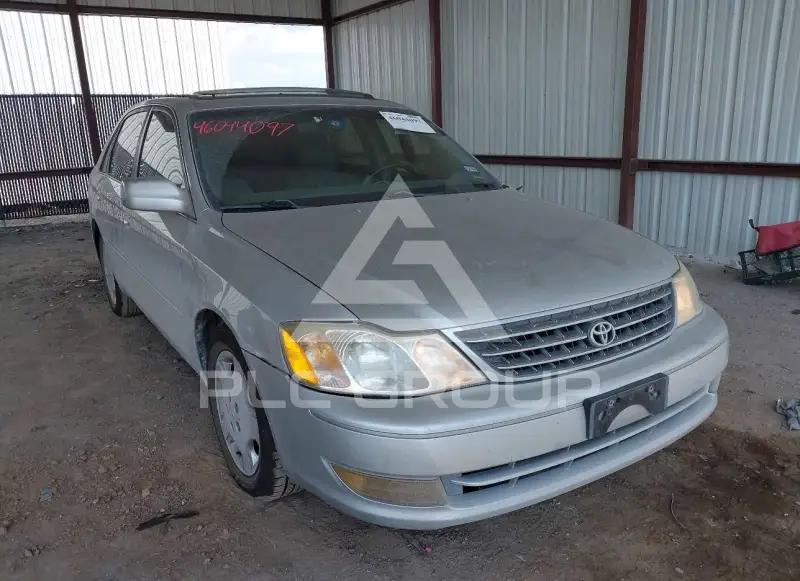2003 Toyota AVALON фото