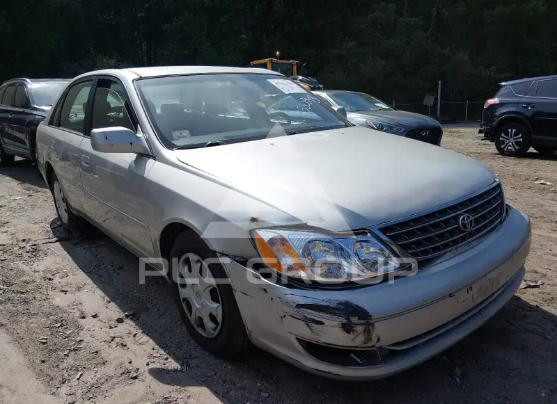 2003 Toyota AVALON фото