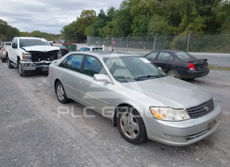 2003 Toyota AVALON фото