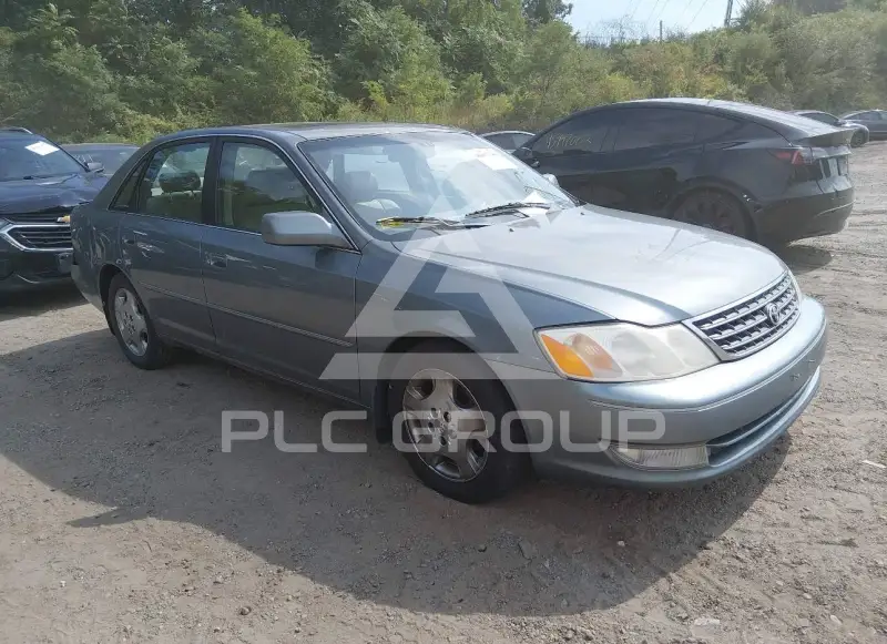 2003 Toyota AVALON photo
