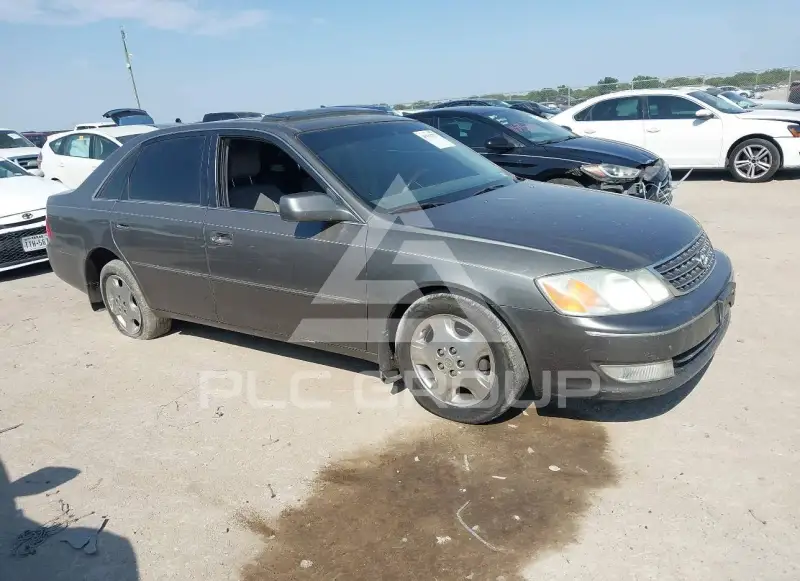 2003 Toyota AVALON photo
