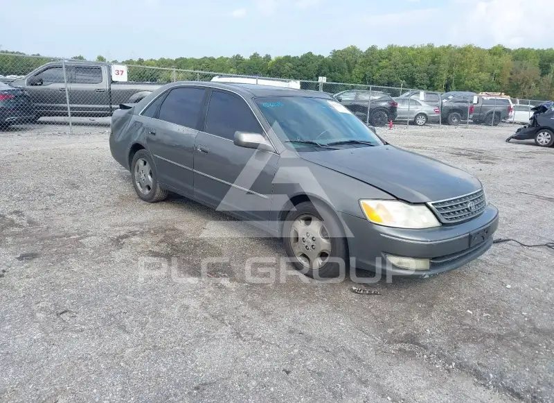 2003 Toyota AVALON photo