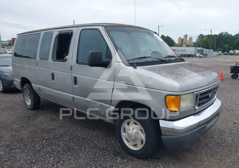 2003 Ford E-350 фото