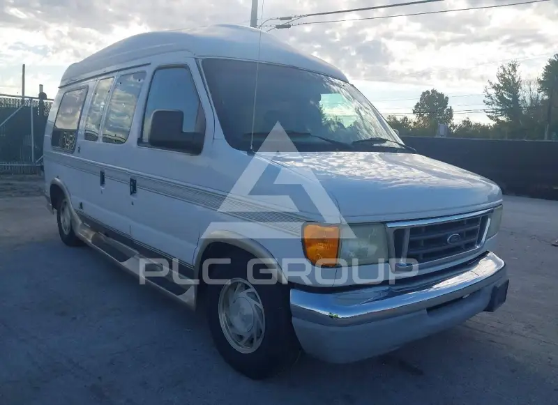 2003 Ford E-150 фото
