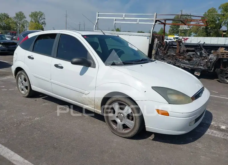 2003 Ford FOCUS фото