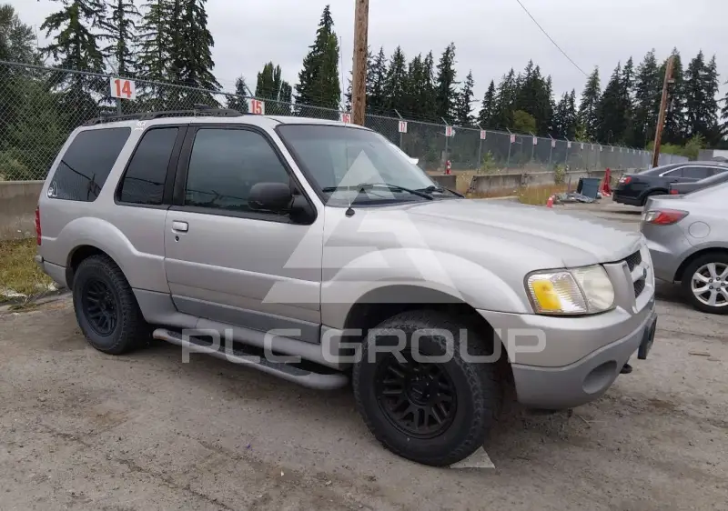 2003 Ford EXPLORER photo