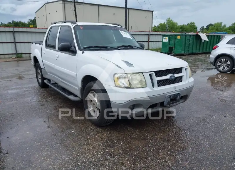 2003 Ford EXPLORER photo