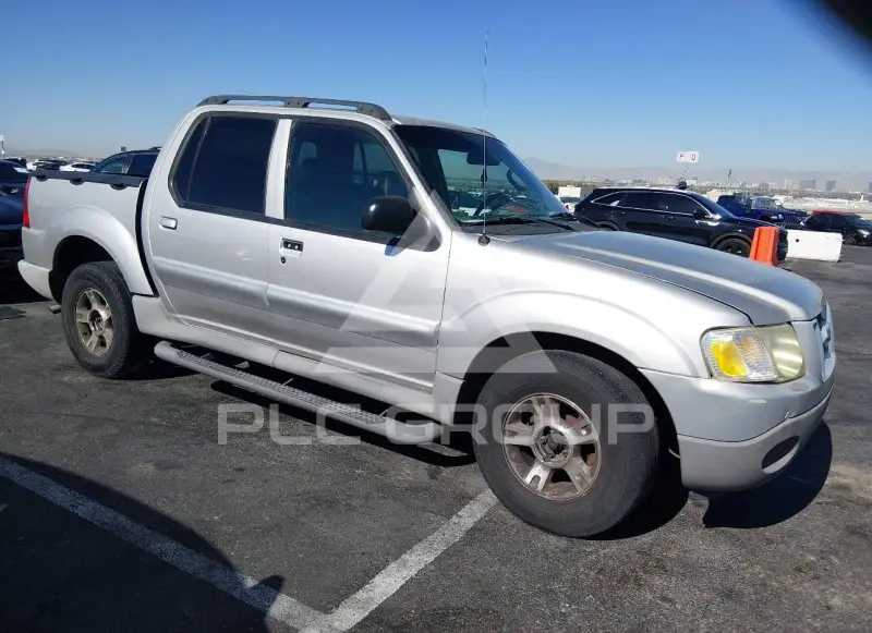 2003 Ford EXPLORER фото