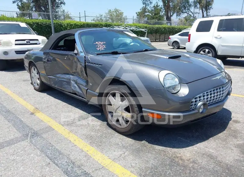 2003 Ford Thunderbird photo