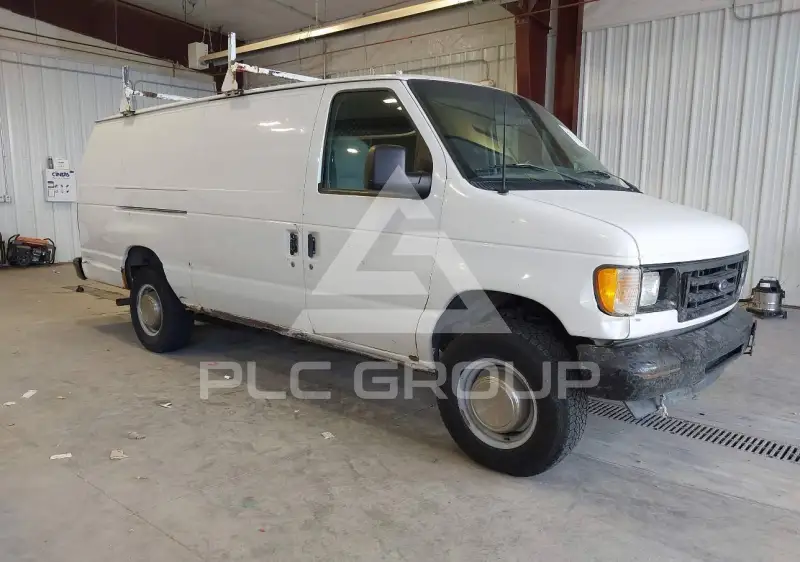 2003 Ford E-250 photo