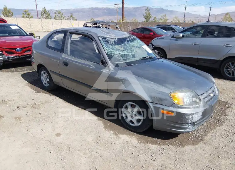 2003 Hyundai Accent photo