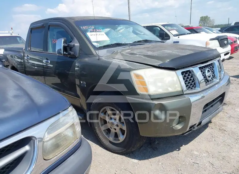 2004 Nissan TITAN фото