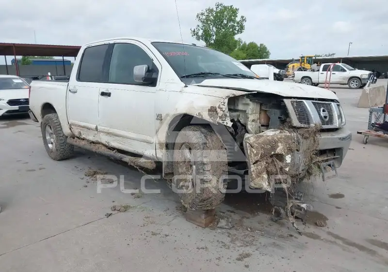 2004 Nissan TITAN фото