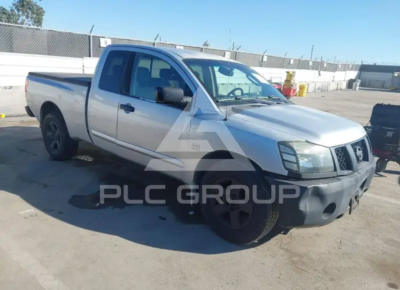 2004 Nissan TITAN photo
