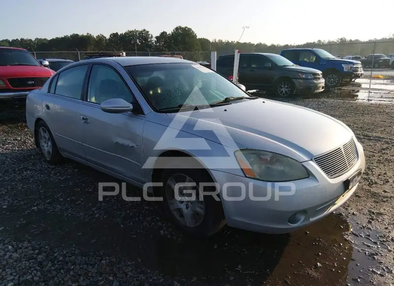 2004 Nissan ALTIMA photo