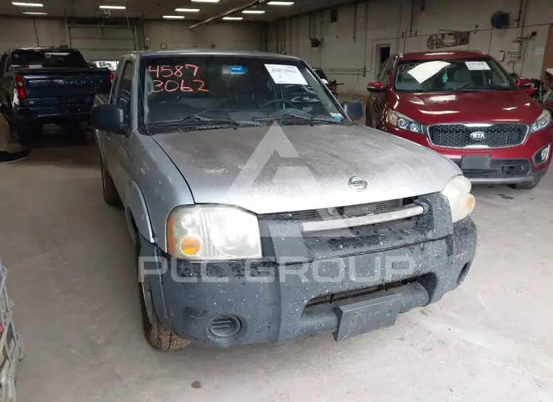2004 Nissan FRONTIER фото