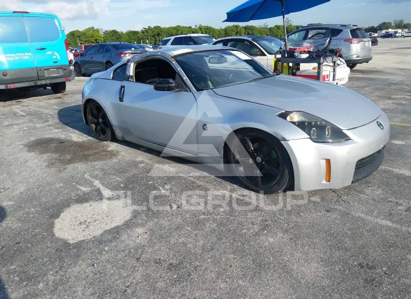 2004 Nissan 350Z фото