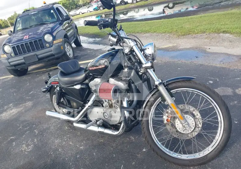 2004 Harley-Davidson XL883 фото