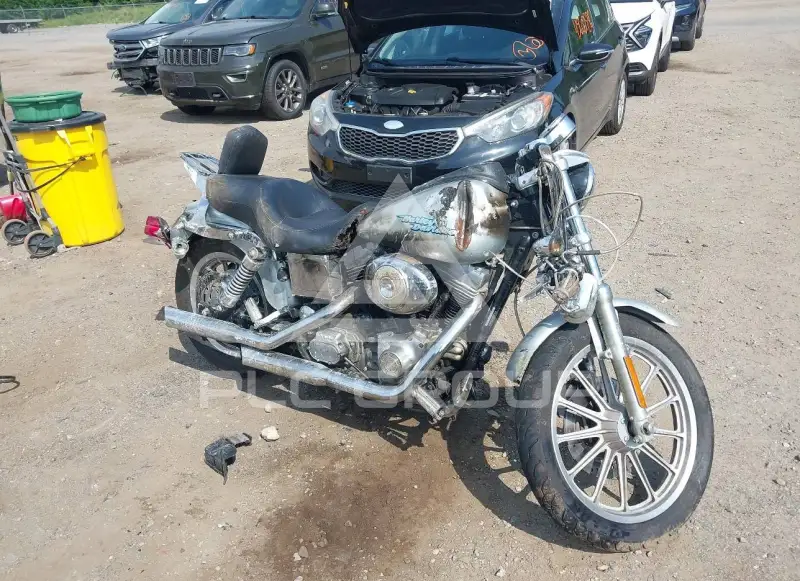 2004 Harley-Davidson FXD фото