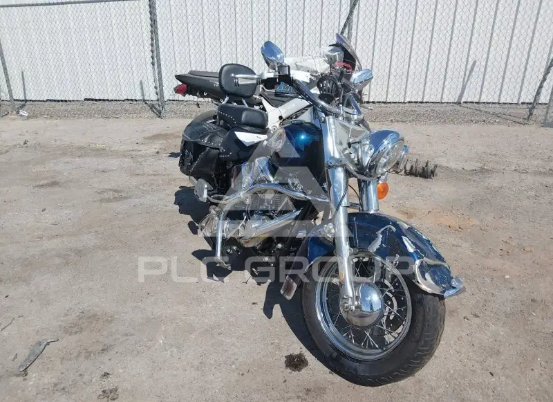 2004 Harley-Davidson FLSTCI photo