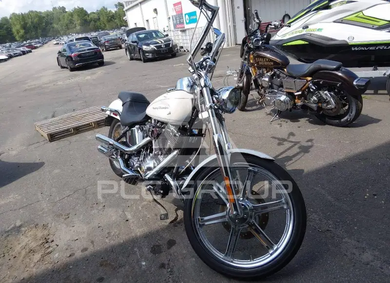 2004 Harley-Davidson FXSTD photo