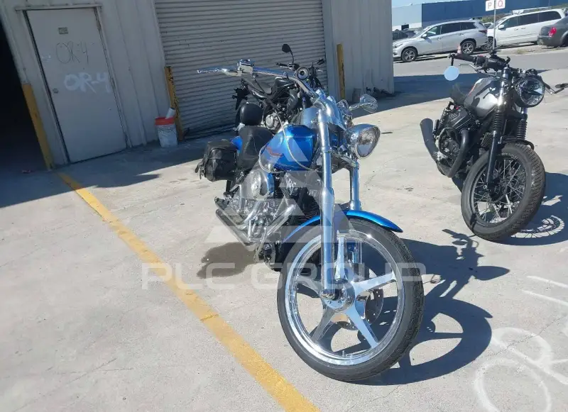 2004 Harley-Davidson FXSTD photo