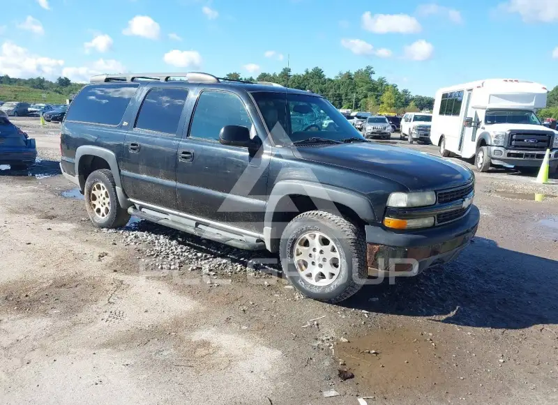 2004 Chevrolet Suburan photo