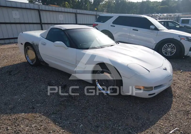 2004 Chevrolet Corvette photo