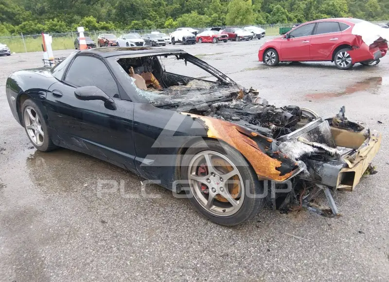 2004 Chevrolet Corvette photo