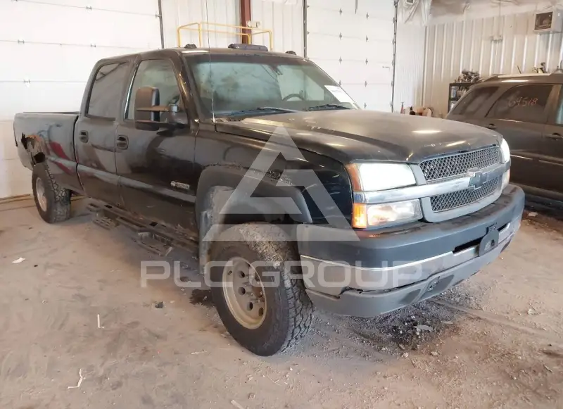 2004 Chevrolet Silverado photo