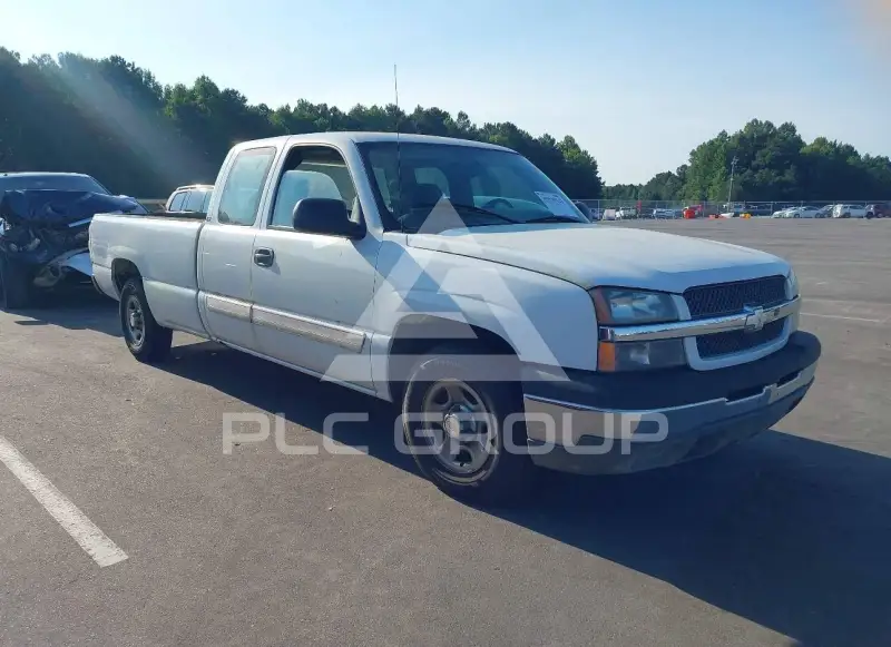 2004 Chevrolet Silverado photo
