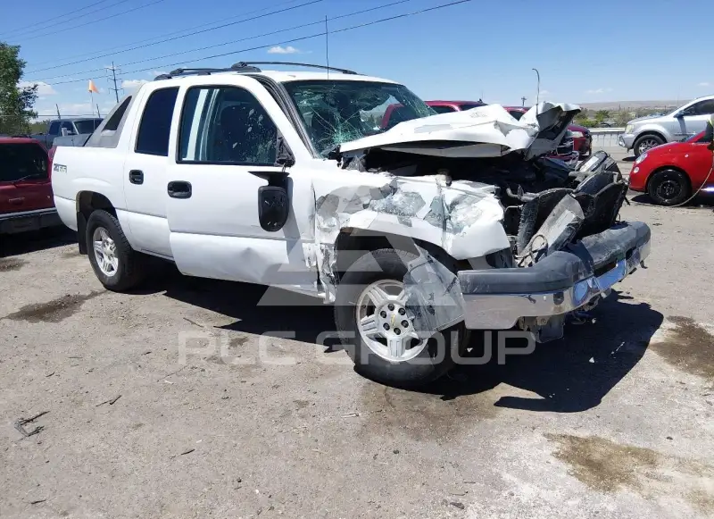 2004 Chevrolet Avalanche photo