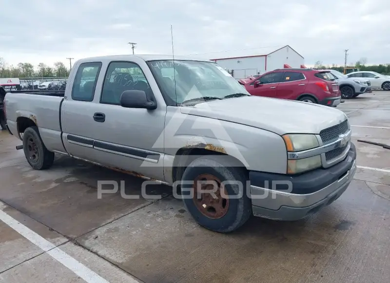 2004 Chevrolet Silverado photo