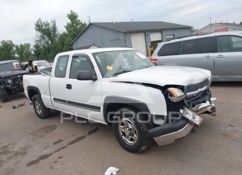 2004 Chevrolet Silverado photo
