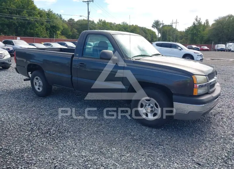2004 Chevrolet Silverado photo
