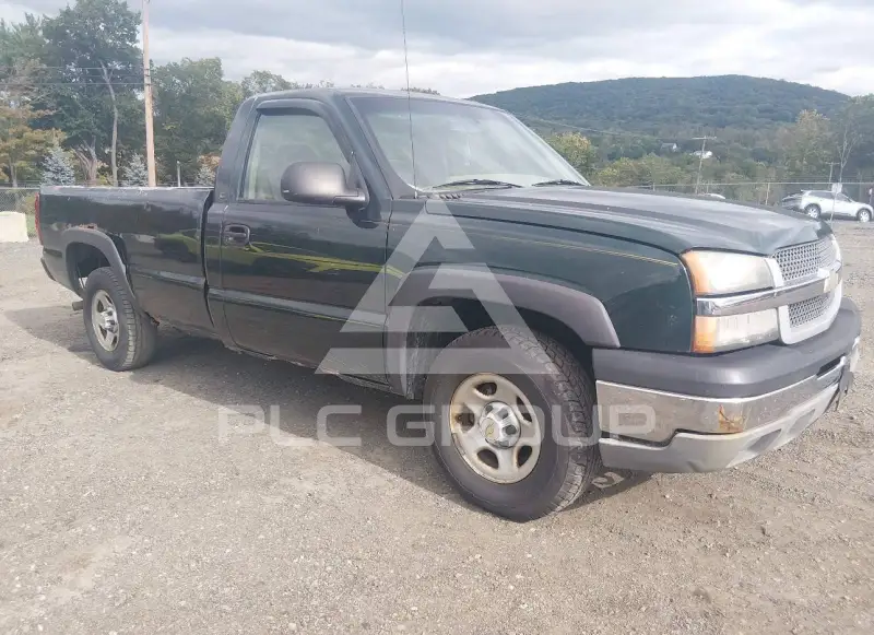 2004 Chevrolet Silverado photo