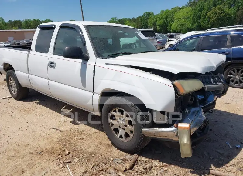 2004 Chevrolet Silverado photo